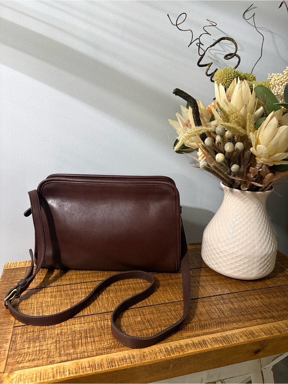 Coach Vintage Sutton Zip Cross  Body  Bag Brown
Made InThe USA